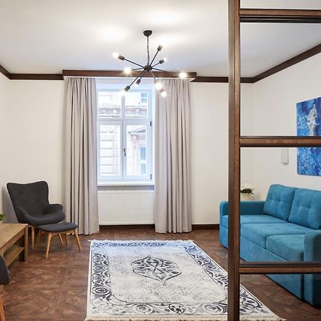 Old House Apartment リヴィウ エクステリア 写真